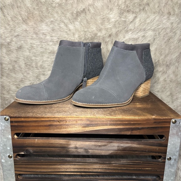 Toms Charcoal Ankle Booties - Picture 3 of 6